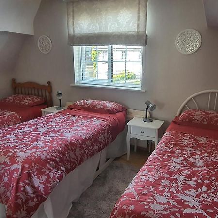 124 ,Castlelawn Heights, Headford Road Galway Homestay Eksteriør bilde